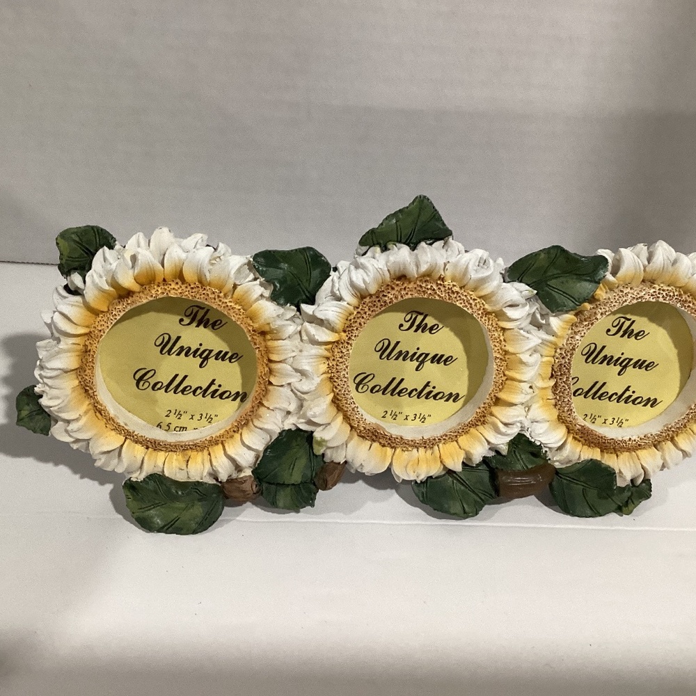 The unique collection flower ceramic picture frame
